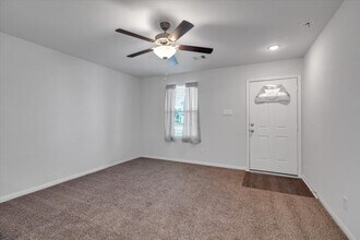 73 Rd 5102 in Cleveland, TX - Building Photo - Building Photo