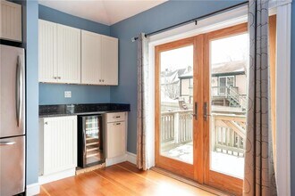 5 Cummings Rd in Newport, RI - Building Photo - Building Photo