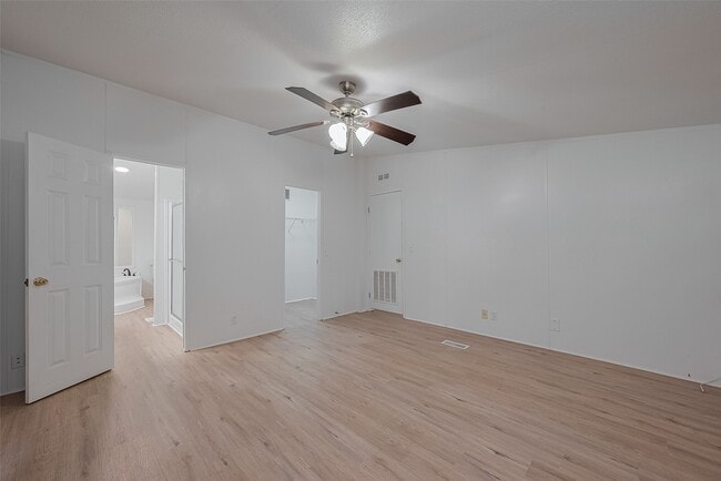 property at 16282 Wild Oak Ln