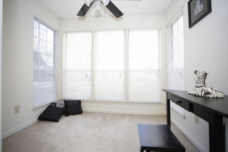 Anthos at Chase Ridge in Riverdale, GA - Foto de edificio - Interior Photo