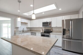 1672 E Bishop Dr in Tempe, AZ - Building Photo - Building Photo