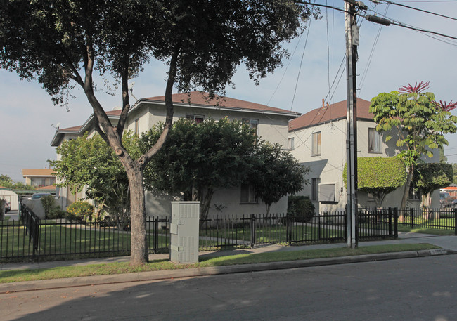 6701-6709 California Ave in Bell, CA - Building Photo - Building Photo