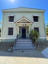 143 N Glenn Ave in Fresno, CA - Building Photo