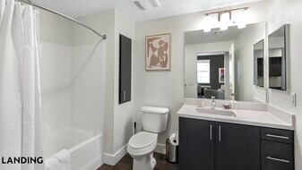 1936 Summit St in Kansas City, MO - Building Photo