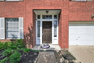 4806 Sunshine Dr in Sugar Land, TX - Building Photo - Building Photo