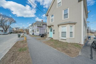 396 Preble St, Unit Sun Splashed in South Portland, ME - Building Photo