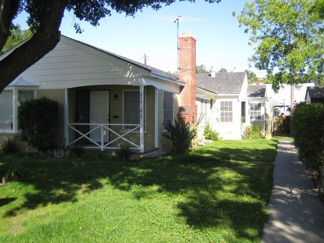 property at 816-816 N Adams St
