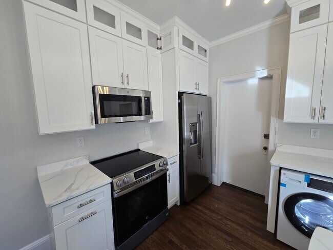 354 Tappan St, Unit 6 in Brookline, MA - Foto de edificio - Building Photo