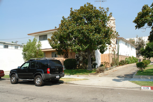 1115 E Harvard St in Glendale, CA - Building Photo - Building Photo