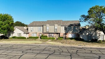 6705 Alford Dr in Waco, TX - Building Photo