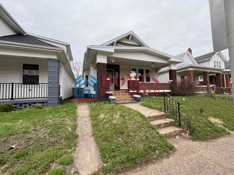 654 Lincoln Ave in Evansville, IN - Building Photo