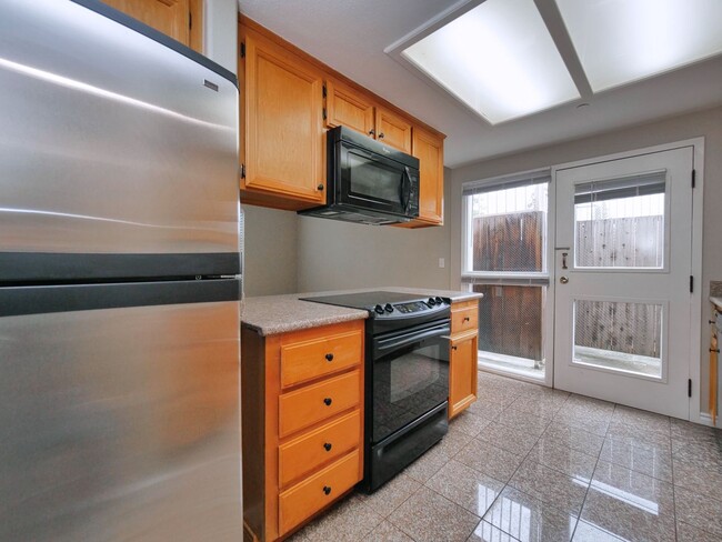 22530 3rd St in Hayward, CA - Building Photo - Building Photo