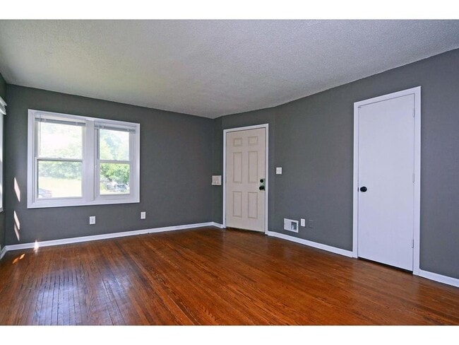 6115 Nicollet Ave, Unit 6113 in Minneapolis, MN - Foto de edificio - Building Photo