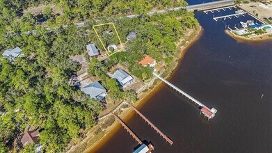 2239 Surf Rd in Panacea, FL - Building Photo - Building Photo