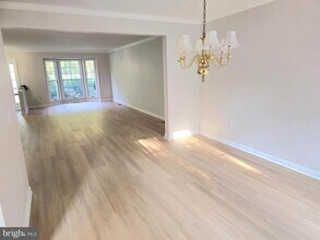 8416 Cedarcreek Ct in Ellicott City, MD - Building Photo - Building Photo