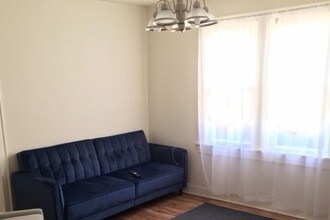 4555 W Wellington Ave, Unit Unit2 in Chicago, IL - Foto de edificio - Building Photo