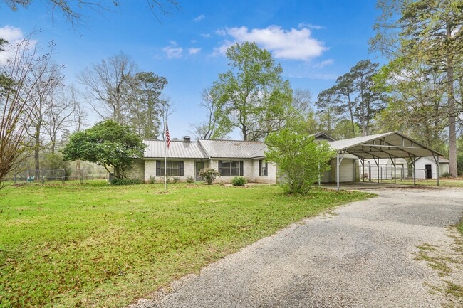 property at 512 County Rd 2222