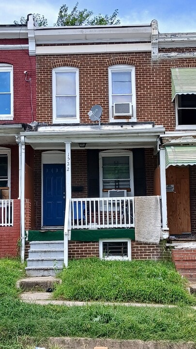 1522 Plum St in Baltimore, MD - Building Photo