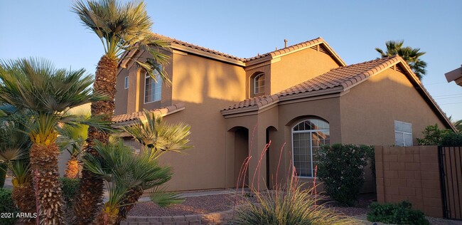 1463 W Kesler Ln in Chandler, AZ - Foto de edificio - Building Photo