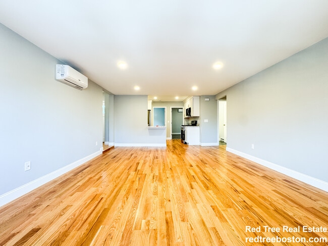 58 Chestnut St in Chelsea, MA - Foto de edificio - Building Photo
