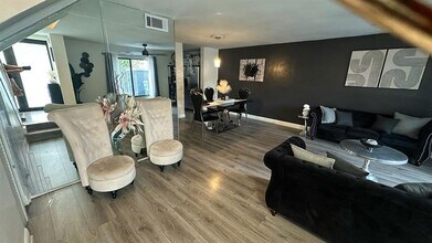 11205 NW 15th St in Pembroke Pines, FL - Building Photo - Building Photo