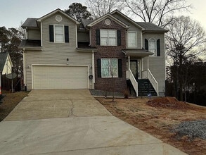 Room in House on Lakeview Rd in Grayson, GA - Building Photo - Building Photo