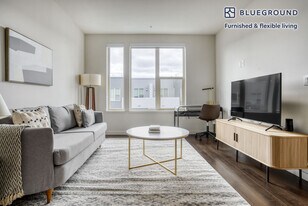 650 E Capitol Ave in Milpitas, CA - Building Photo