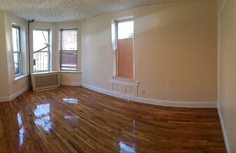 888 New York Ave in Brooklyn, NY - Building Photo - Interior Photo