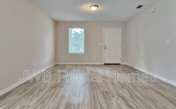 7617 Eaton Ave in Jacksonville, FL - Building Photo - Building Photo