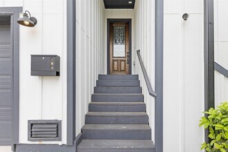 806 E 39th St in Houston, TX - Foto de edificio - Building Photo