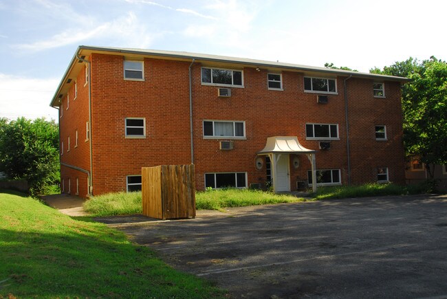 47 West Apartments in Kansas City, KS - Foto de edificio - Building Photo
