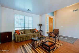 735 W Carob Pl in Chandler, AZ - Building Photo - Building Photo