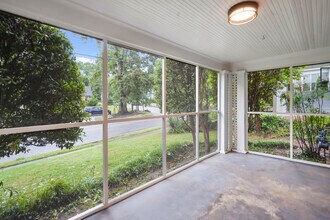 1858 Lyle Ave in Atlanta, GA - Building Photo - Building Photo