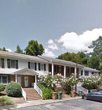 The Urban Terrace Apartments in Cary, NC - Foto de edificio - Building Photo