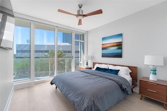 175 1st St S, Unit 406 in St. Petersburg, FL - Building Photo - Building Photo