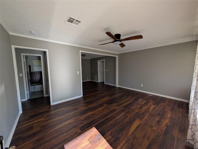 1701 Sandra Dr in Midwest City, OK - Building Photo - Building Photo
