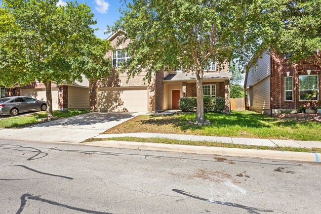 5219 Roan Brook in San Antonio, TX - Building Photo - Building Photo