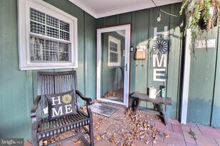 24 Forestview Pl in Willingboro, NJ - Building Photo