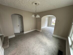 2886 Norwood St in Cuyahoga Falls, OH - Building Photo - Building Photo