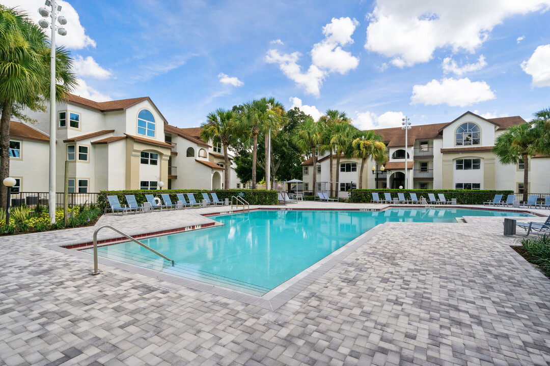 Emerald Grove in Orlando, FL - Foto de edificio