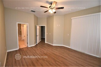 3960 Woodview Dr in Sarasota, FL - Building Photo - Building Photo