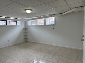 6414 Park Ave in West New York, NJ - Building Photo - Interior Photo