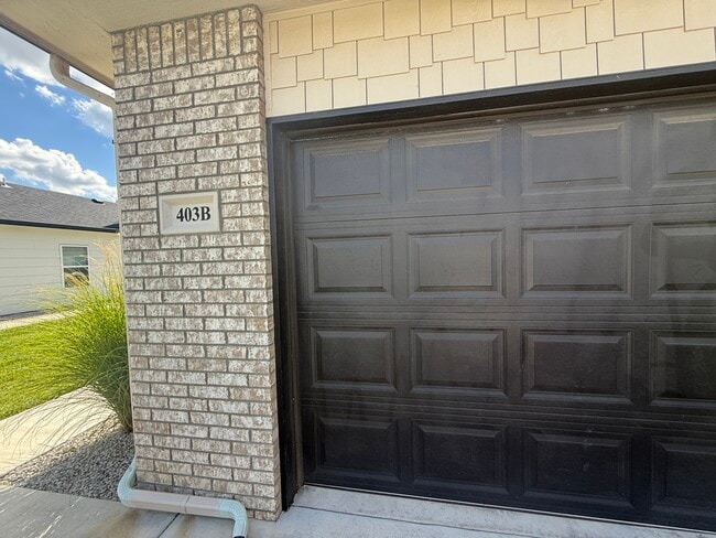 property at 403 SE 14th St