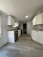 16509 Brittany Way in Conroe, TX - Foto de edificio - Building Photo