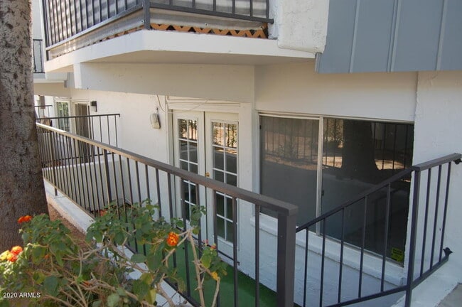 property at 3416 N 44th St