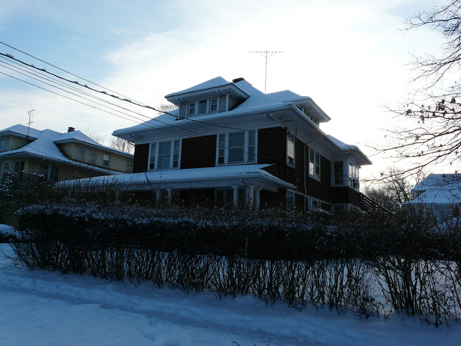 1865 North Ave in Bridgeport, CT - Foto de edificio - Building Photo