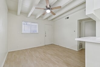 The Parker at Hyde Park in Austin, TX - Foto de edificio - Building Photo