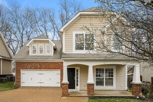 1483 Bern Dr in Spring Hill, TN - Building Photo