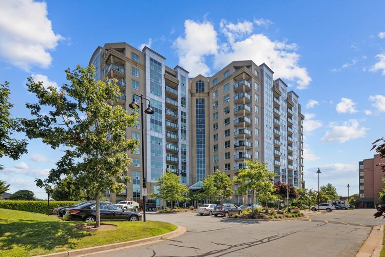 2677 Gladstone St, Unit 303 in Halifax, NS - Building Photo