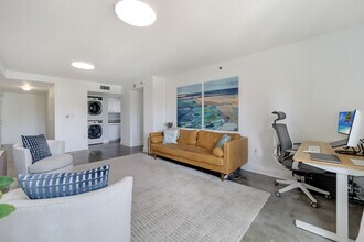 227 Michigan Ave, Unit 406 in Miami Beach, FL - Building Photo - Building Photo